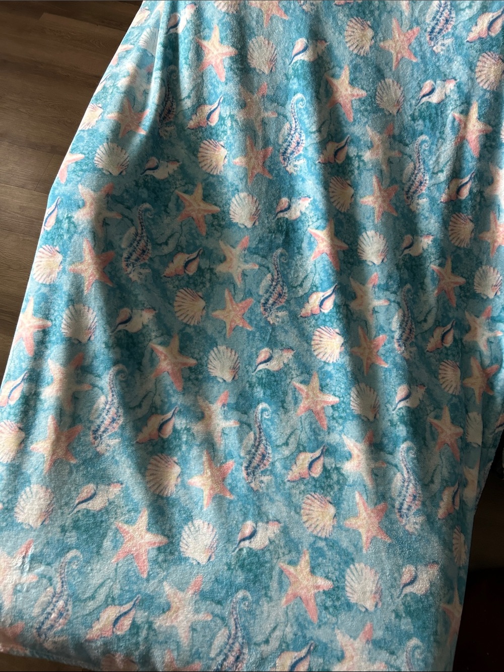 Sea Life Plush Throw Blanket - Aqua Pink & Blue Seahorses Starfish & Shells